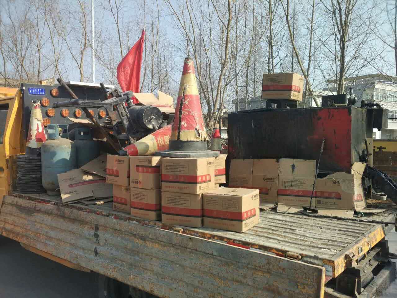 瀝青路面灌縫膠效果不佳是哪步出錯(cuò)了？