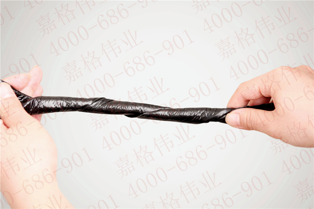 自粘式瀝青路面貼縫帶結構式什么樣的？它的寬度都有哪些規(guī)格？