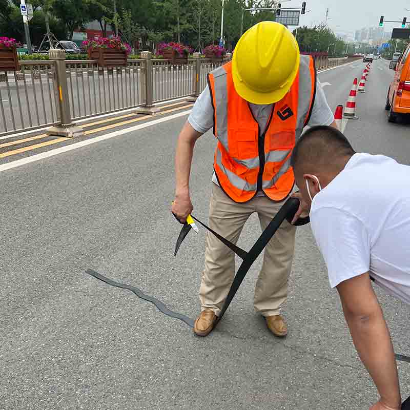 道路瀝青貼縫帶，究竟帶來多少好處？